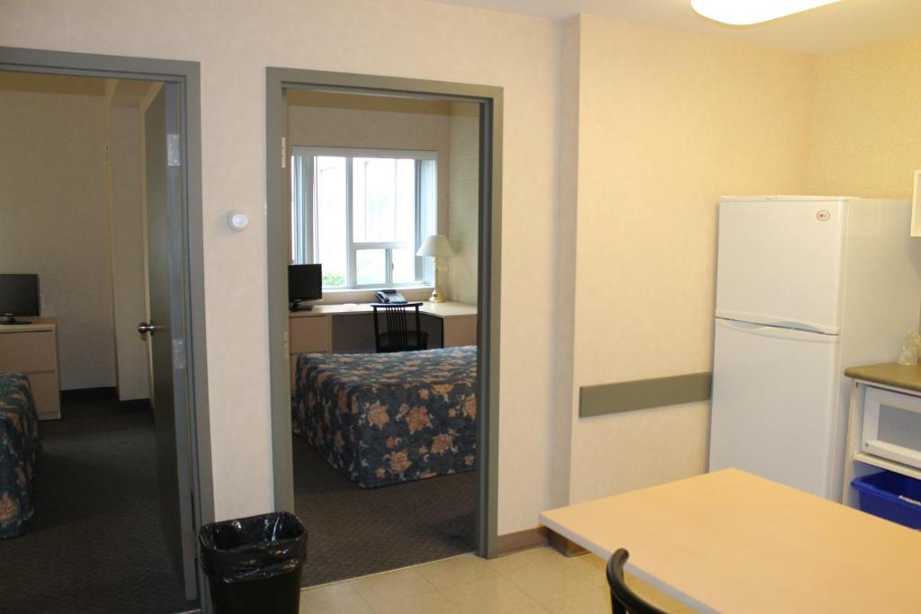 Residence & Conference Centre - Windsor Habitación foto